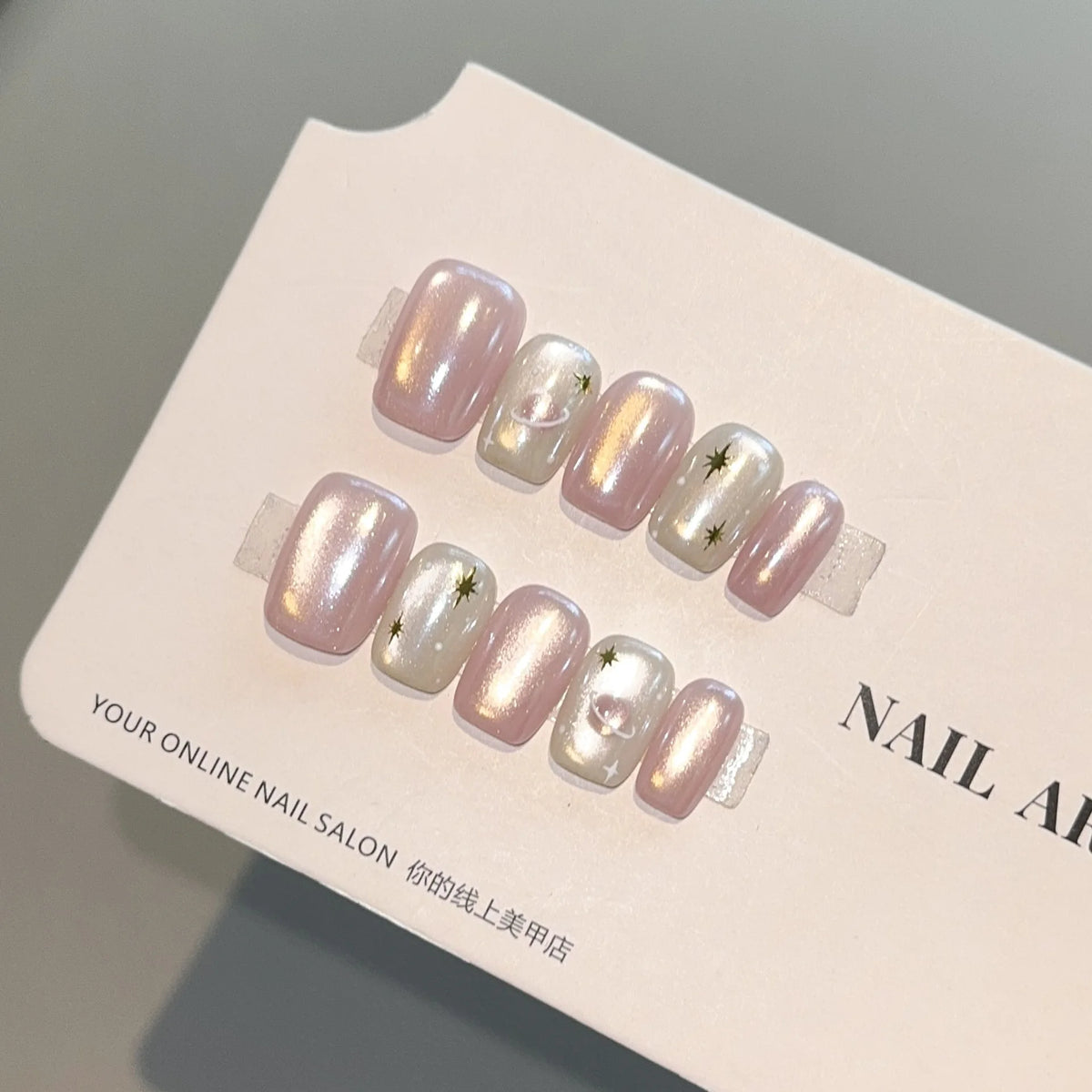 10pcs/set Handmade Press-On Nails - Blue Glossy Fish & Bubbles Design Short Oval Fake Nails with Cat Eye Effect False Nails