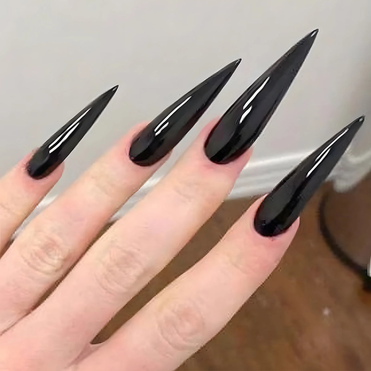 24Pcs French Square Press On Nails Dark Style Matte Finish Press On Nails Artificial Manicure Tool Nail Tips Wearable Fake Nails